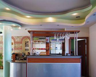 Dionis Hotel - Varna - Front desk