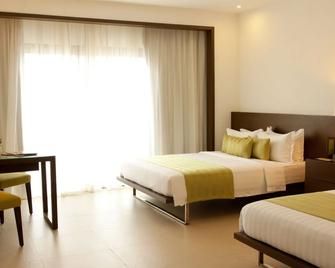 Ciriaco Hotel - Calbayog City - Bedroom