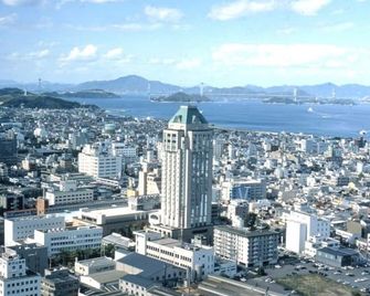 Imabari Kokusai Hotel - Imabari - Außenansicht