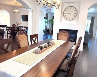 Marvelous in Manteca - Manteca - Comedor