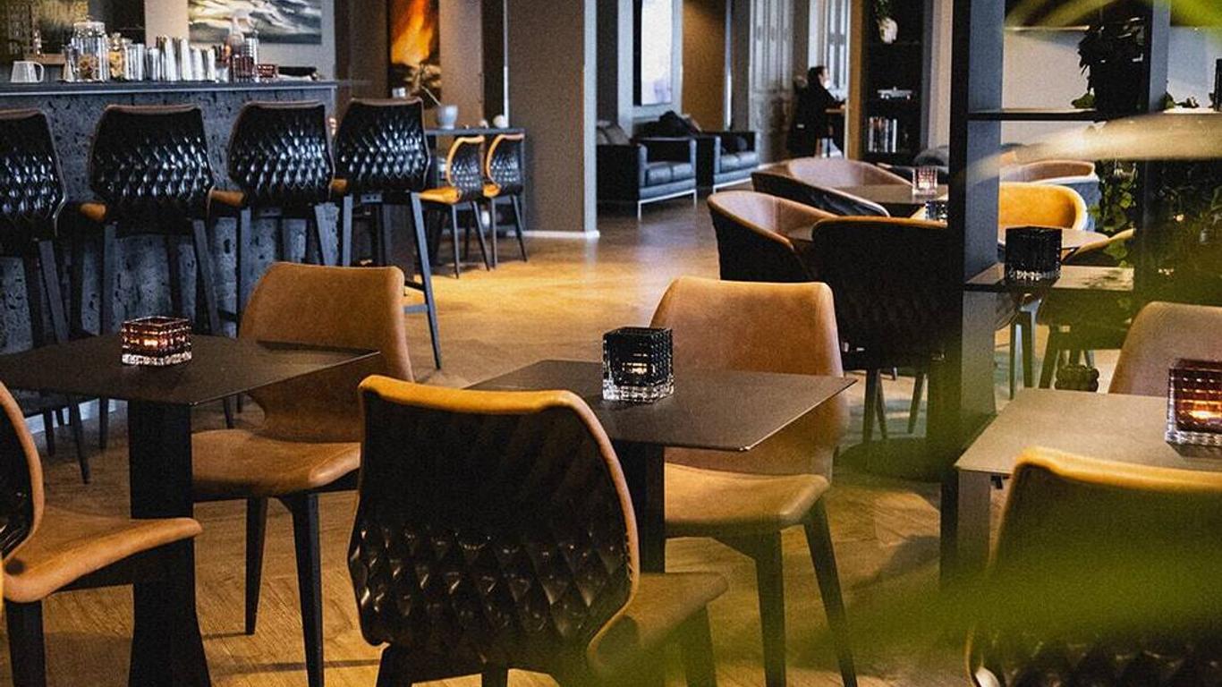 B59 Hotel