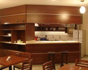 Hostal Qoyllurwasi - ארקיפה - מטבח