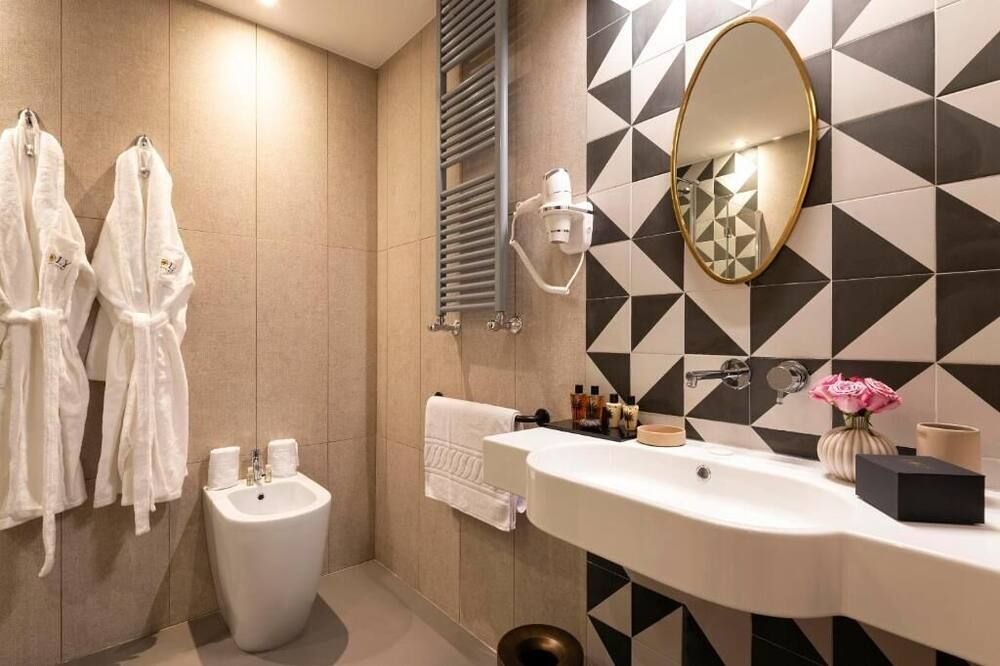 Bathroom view of Loly Boutique Hotel