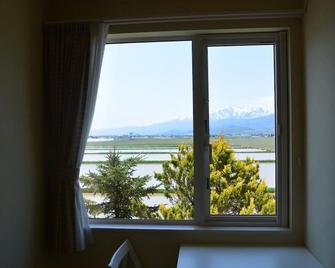 Meguminoyu - פוראנו - מרפסת