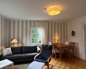 Ferienwohnung Drei Lilien - Gummersbach - Wohnzimmer