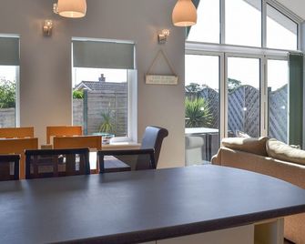 3 bedroom accommodation in Bridlington - Bridlington - Dining room