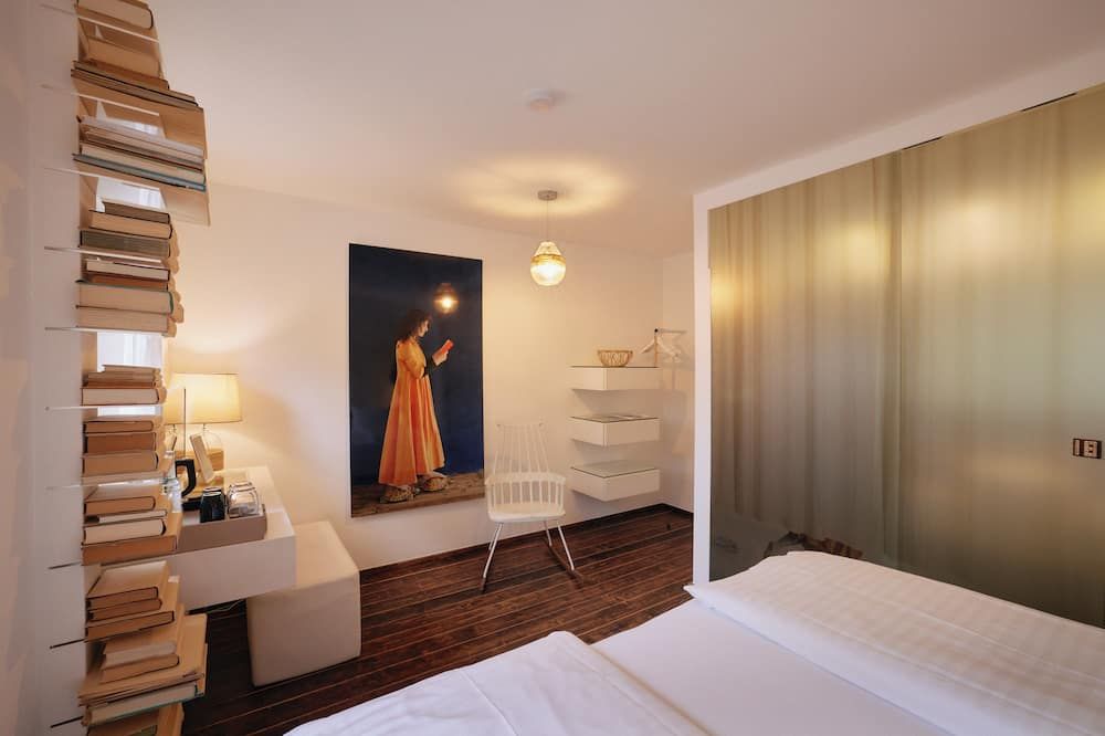 Other view of 18Arts Hotel - Living in a Gallery!