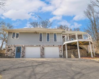 Delavan Lake House Retreat - Delavan - Budova