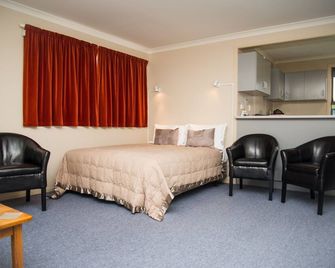 Alpenhorn Motel - טה אנאו - חדר שינה