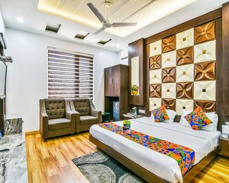 Fabhotel Aman Residency Sharifpura - Amritsar - Bedroom