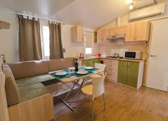 Camping Village Torre Pendente - Pisa - Kitchen