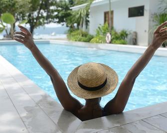 The Mooring Resort - Wichit - Piscina