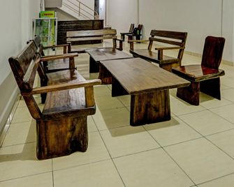 Hotel O Mulia Bangka - Пангкалпінанг - Лоббі