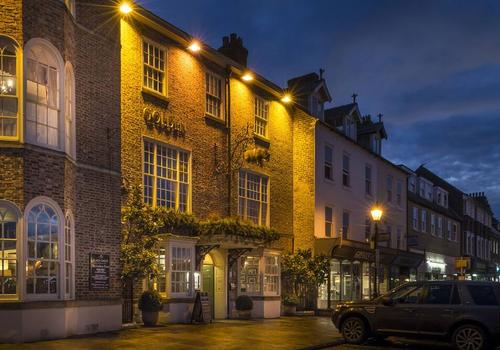 The Golden Fleece Hotel, Eatery & Coffee House - Thirsk, North