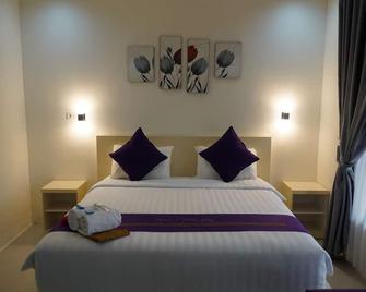Ilaya Hotel and Resort - North Indralaya - Habitación