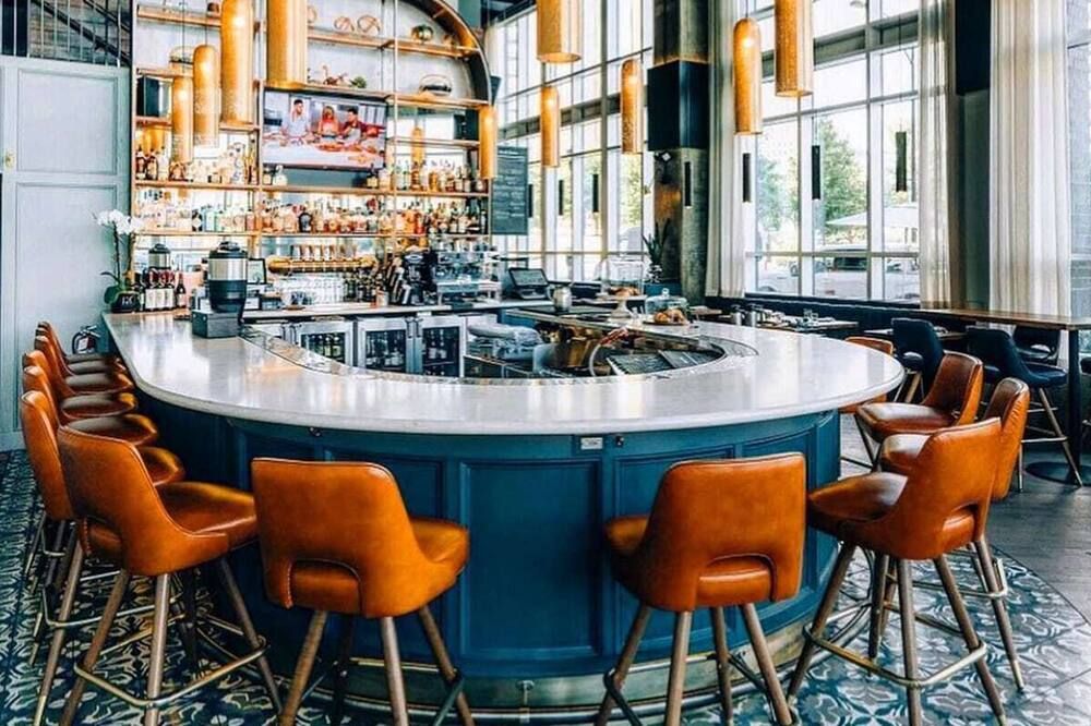 Swanky loft condo in Downtown Clt - Charlotte - Bar