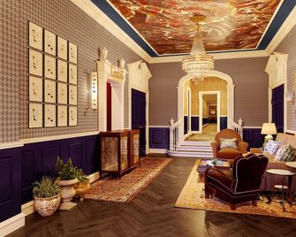 Graduate by Hilton Evanston - אבנסטון - לובי