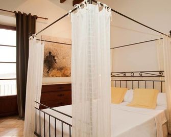 Fornalutx Petit Hotel - Fornalutx - Chambre