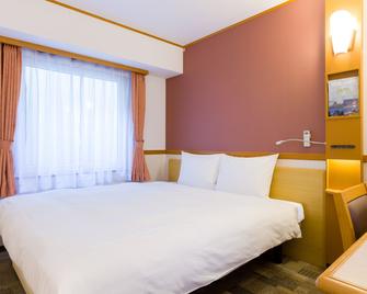 Toyoko Inn Nara Shin Omiya Ekimae - Nara - Bedroom