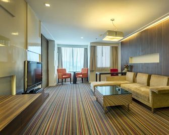 Thamrongin Hotel - Bangkok - Stue