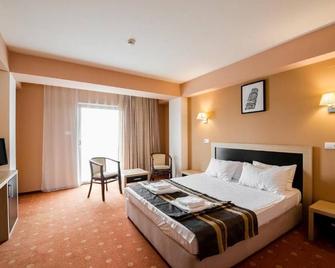 Hotel Oxford Inn&Suites - Timisoara - Habitación