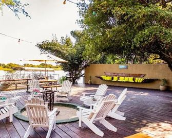 Zambezi Mubala Campsite - Katima Mulilo - Patio