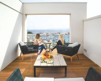 Upper - Boutique Hotel - Milazzo - Balkon