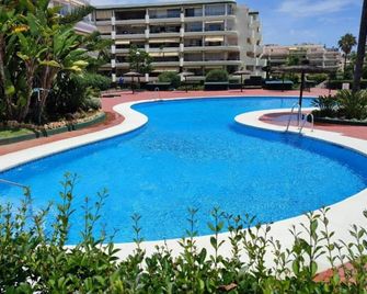 Sunny Guadalmina Apartment - Marbella - Pool