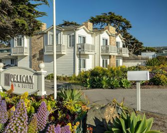 Pelican Inn & Suites - קמבריה - בניין