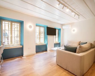 Liston Boutique Suites by CorfuEscapes - Corfu - Living room