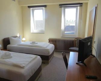 Heidehotel Letzlingen - Gardelegen - Schlafzimmer