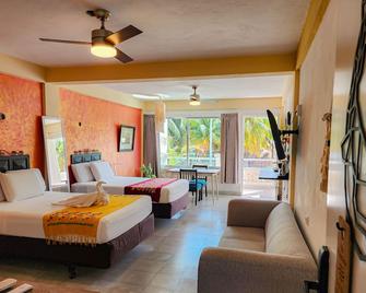 Antillas - Isla Mujeres - Bedroom