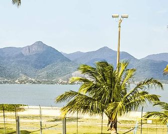 Velinn Hotel Guarda Mor - São Sebastião