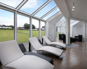 Delta Hotels by Marriott Edinburgh - Edimburgo - Piscina