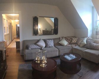 Redefined Alchemy- The Bergamot Suite - Little Falls - Living room