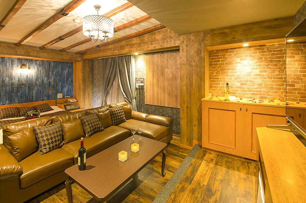 Hotel Qt Senboku - Adult Only Love Hotel - - Sakai - Wohnzimmer