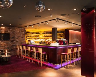 Pentahotel Braunschweig - בראונשווייג - בר