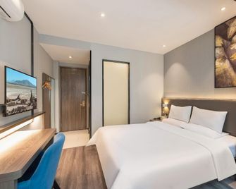 7 Premium Hotel (Jiaozuo railway station & Jianshe Road) - Jiaozuo - Slaapkamer