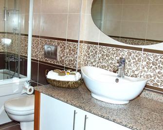 Bc Burhan Cacan Hotel & Spa & Cafe - Istanbul