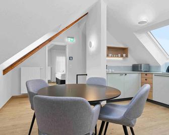 Hotel Garni Traube - Friedrichshafen - Comedor