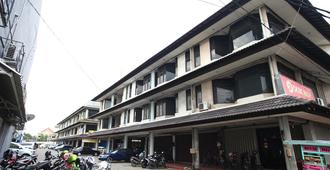 Ds Colive Siliwangi - Semarang - Edifício