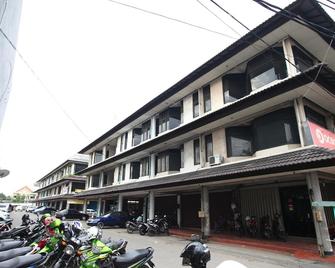 Ds Colive Siliwangi - Semarang - Building