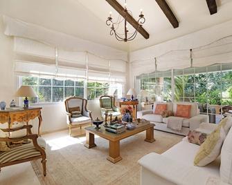 Olmo tree - Kadyks - Pokój dzienny