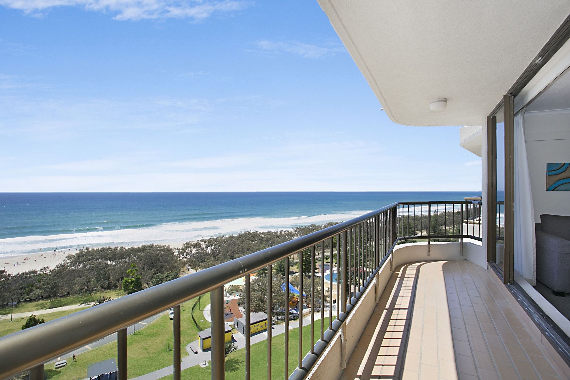 Voyager Resort - Broadbeach - Balcony