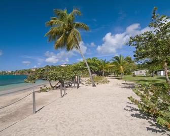 Lance Aux Epines Cottages - St. George's - Beach