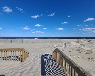 Manasquan Park farm and beach retreat Pool, beach and attractions - Manasquan - Пляж