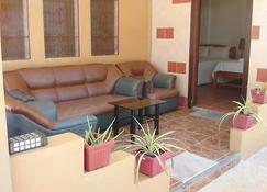 panglao moravian apartments - Panglao - Living room
