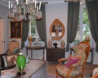 Chateau Ciers - Saint-Ciers-sur-Gironde - Sala de estar