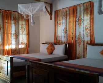 Rich Resort & Restaurant - Anuradhapura - Habitación