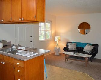 Cozy unit in Historic Barber Neighborhood in Downtown Chico - Chico - Cocina